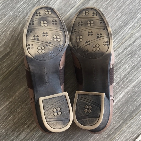 Naturalizer Booties - Picture 6 of 8